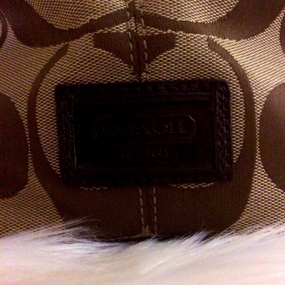 Coach Tan Beige Brown Cloth Ball Clasp Pattern Business Casual Purse Handbag - Picture 3 of 7